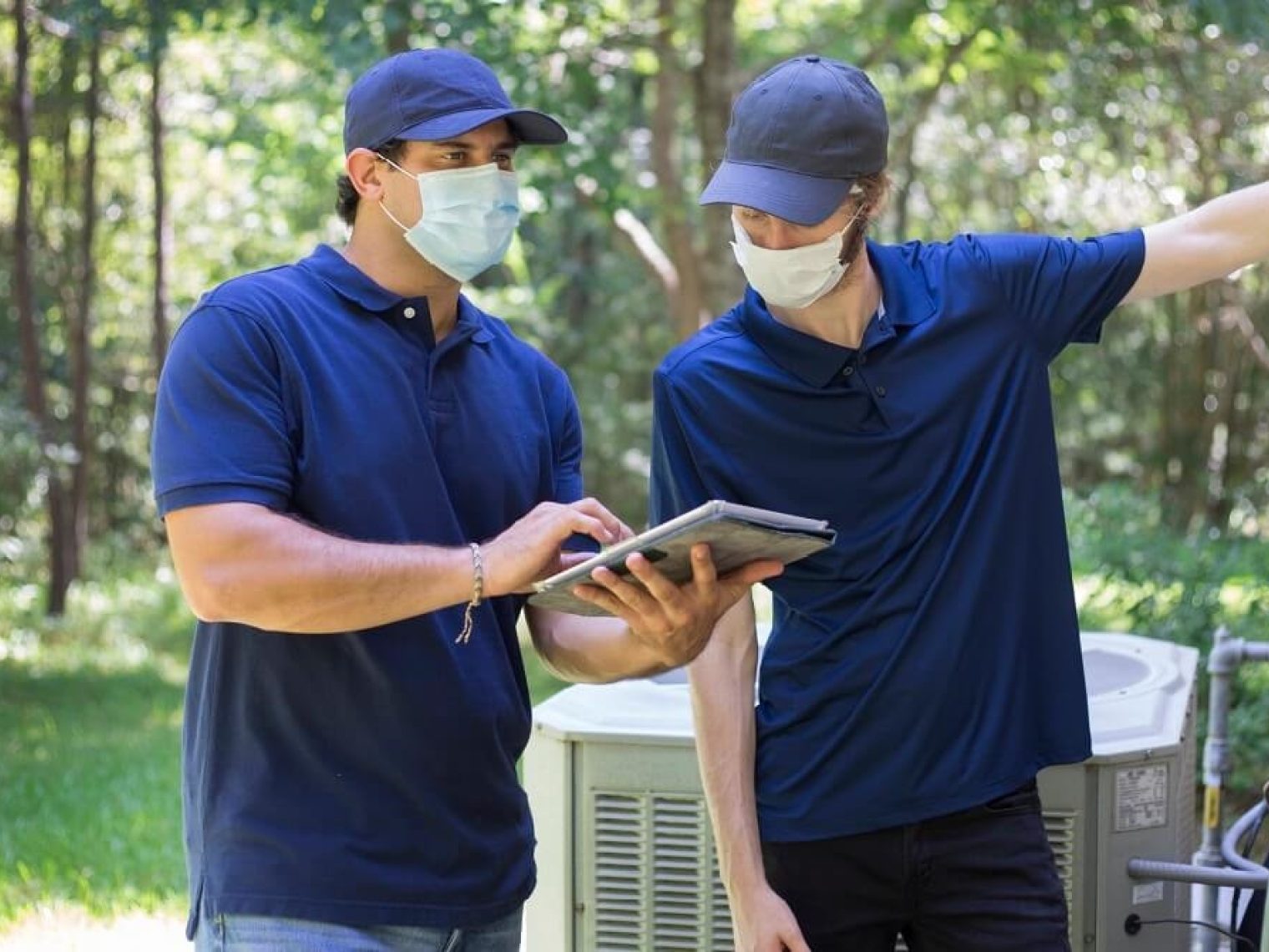 VA appraisers inspect home.